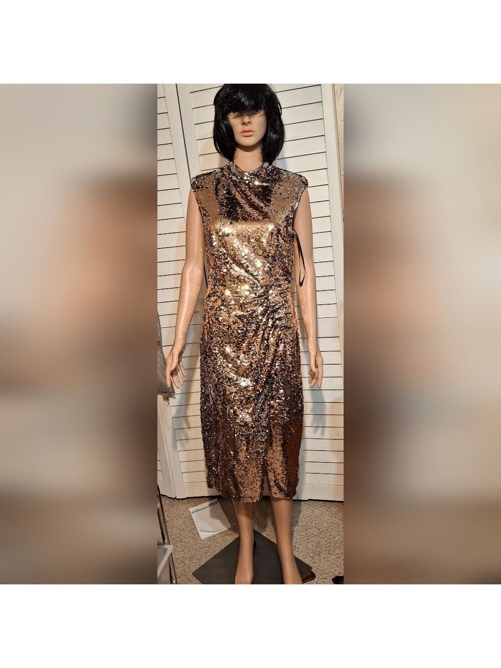 Clover and Sloane Gold and Silver sequinned cocktail party dress Sz 6